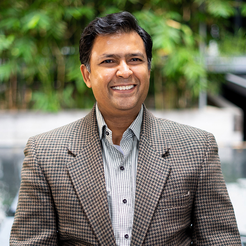 Gunjan Siroya bio photo